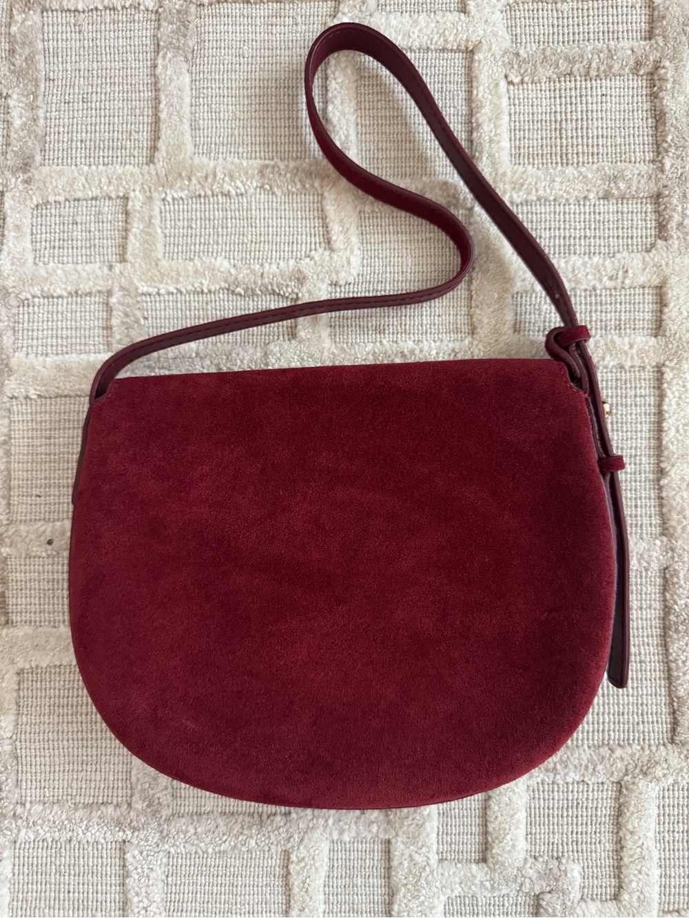 Madewell Burgundy Suede Saddle Shoulder Bag with Gold Accent - Picture 4 of 6